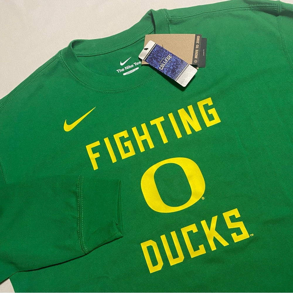 Nike Oregon Ducks Fighting Ducks T-Shirt Men M College Basketball Long Sleeve